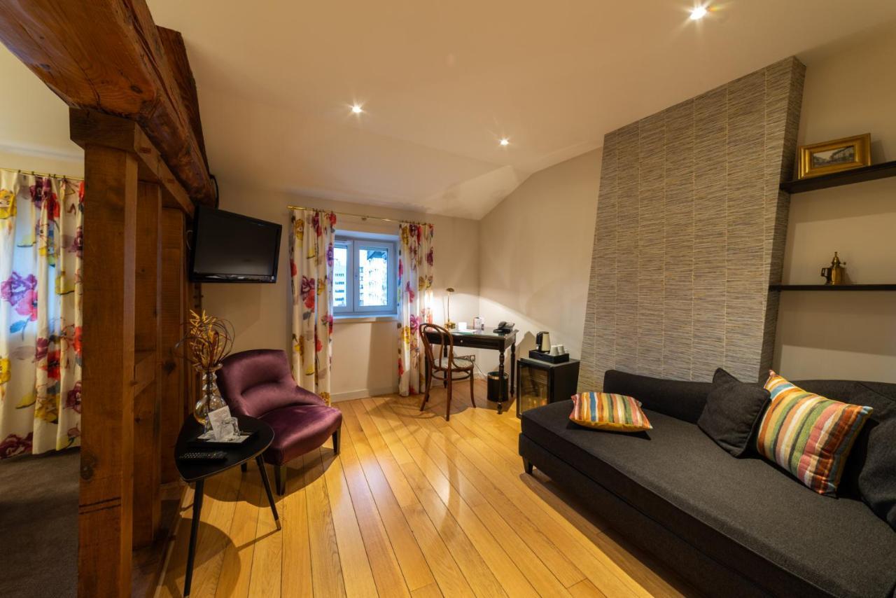 Hotel Le Griffon D'Or Μπουργκ-αν-Μπρες Εξωτερικό φωτογραφία